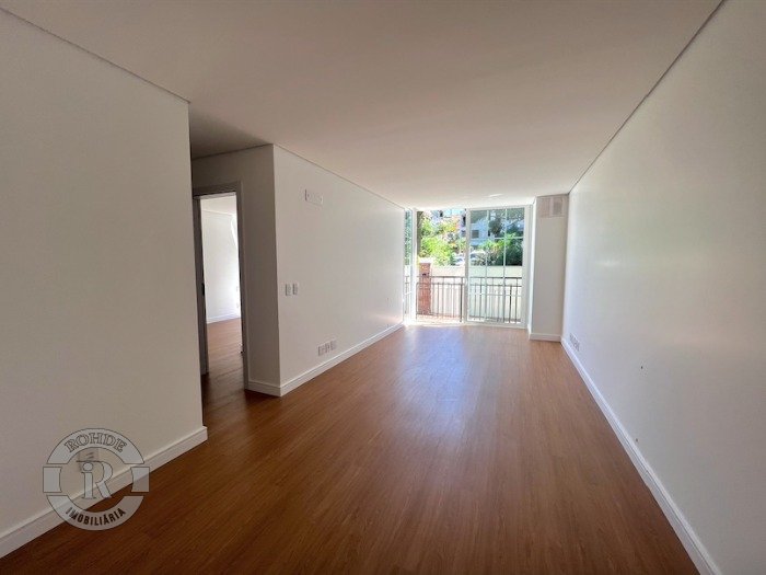 2 - Apartamento De 2 Dormitórios Em Gramado em gramadoCENTRO