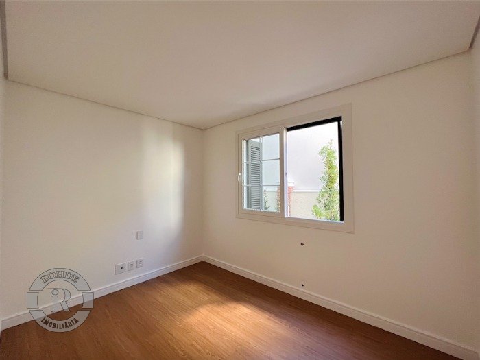 Foto 12 - Apartamento De 2 Dormitórios Em Gramado em Gramado, bairro CENTRO