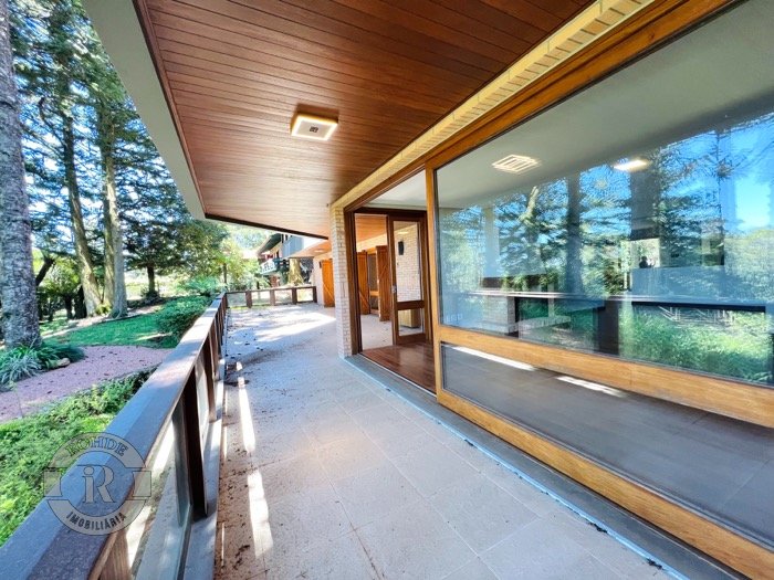 Foto 6 - Apartamento De Três Dormitórios Em Gramado em Gramado, bairro Planalto