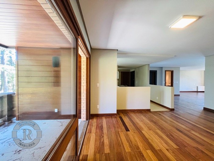 Foto 14 - Apartamento De Três Dormitórios Em Gramado em Gramado, bairro Planalto
