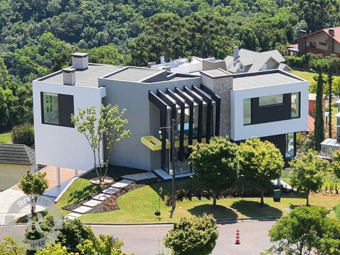 1 - Casa De 4 Dormitórios Em Gramado em gramadoAlphaville