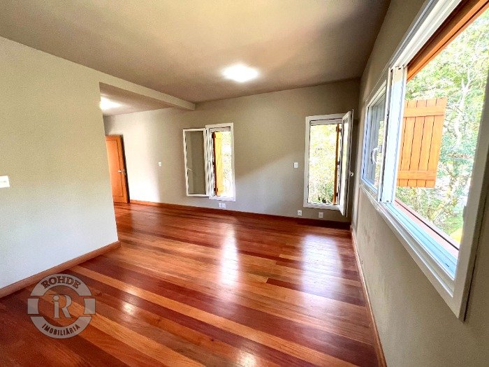 Foto 41 - Casa De 4 Dormitórios Em Canela em Canela, bairro Reserva da Serra