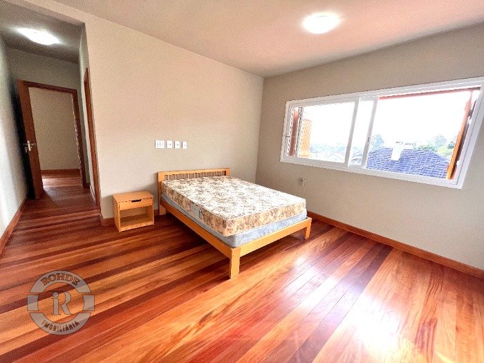 Foto 38 - Casa De 4 Dormitórios Em Canela em Canela, bairro Reserva da Serra