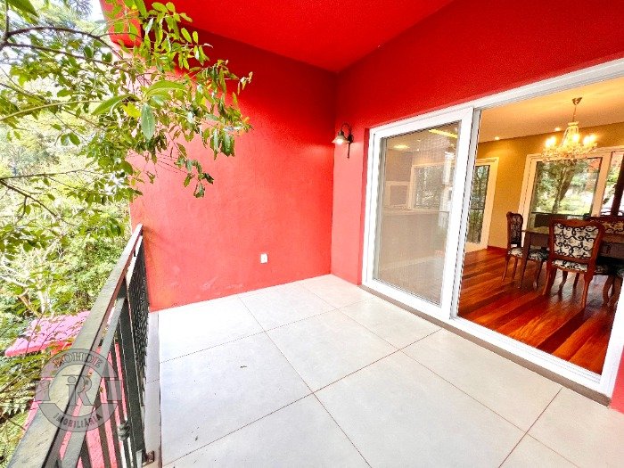 Foto 10 - Casa De 4 Dormitórios Em Canela em Canela, bairro Reserva da Serra