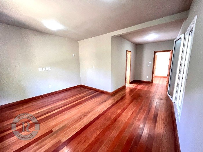 Foto 44 - Casa De 4 Dormitórios Em Canela em Canela, bairro Reserva da Serra