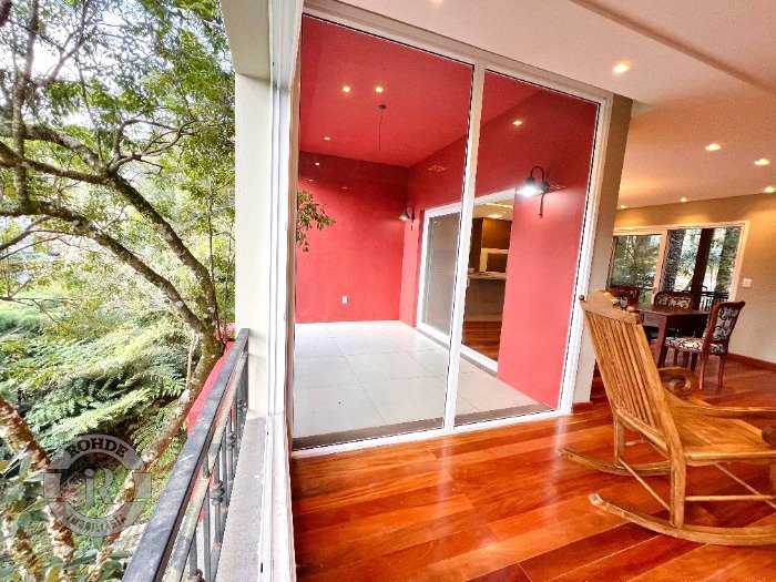 4 - Casa De 4 Dormitórios Em Canela em canelaReserva da Serra