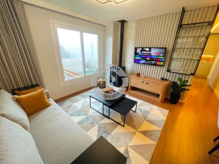 2 - Apartamento De Dois Dormitórios Em Gramado em gramadoCarniel