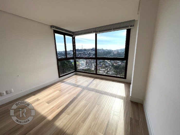 4 - Apartamento De 3 Dormitórios Em  Gramado em gramadoBavária