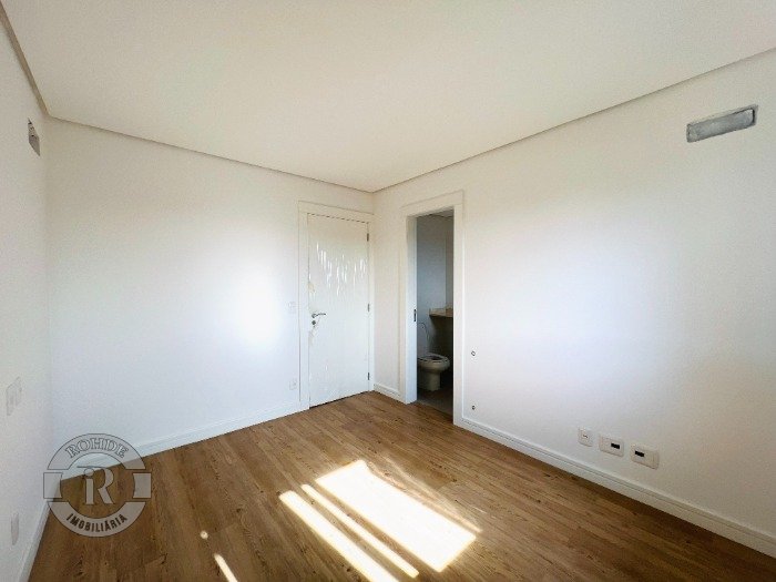 Foto 13 - Apartamento De 3 Dormitórios Em  Gramado em Gramado, bairro Bavária