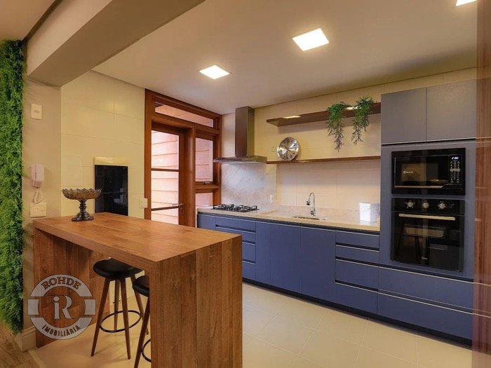 Foto 9 - Apartamento De 4 Dormitórios Em Gramado em Gramado, bairro CENTRO