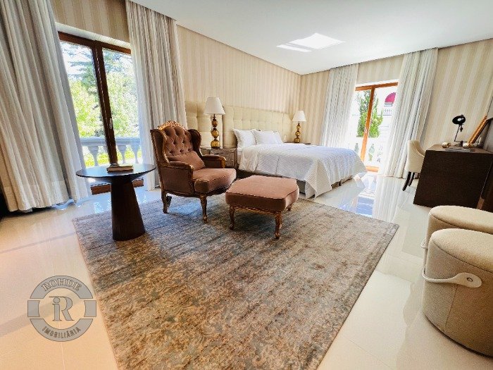 Foto 25 - Apartamento De 4 Dormitórios Em Gramado em Gramado, bairro Bela Vista