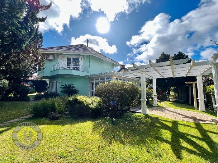 2 - Casa De 3 Dormitórios Em Canela em canelaLaje de Pedra