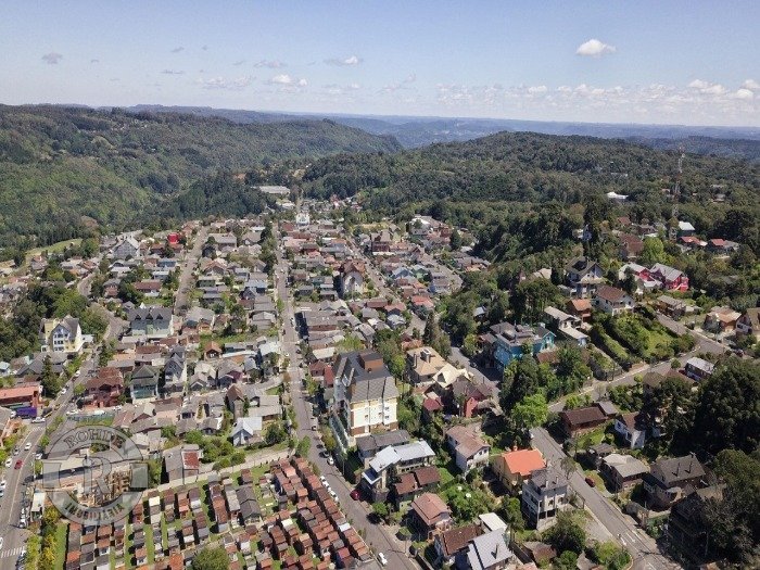 Foto 7 - Apartamento De Dois Dormitórios Em Gramado em Gramado, bairro Floresta