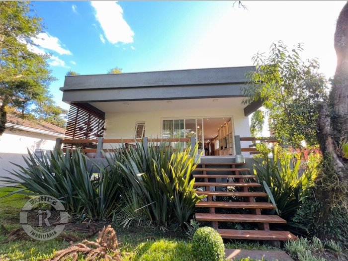 2 - Casa De 5 Dormitórios Em Canela em canelaAltos Pinheiros