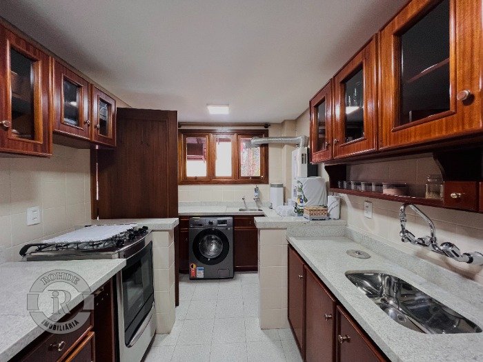 Foto 10 - Apartamento De Dois Dormitórios Em Gramado em Gramado, bairro CENTRO
