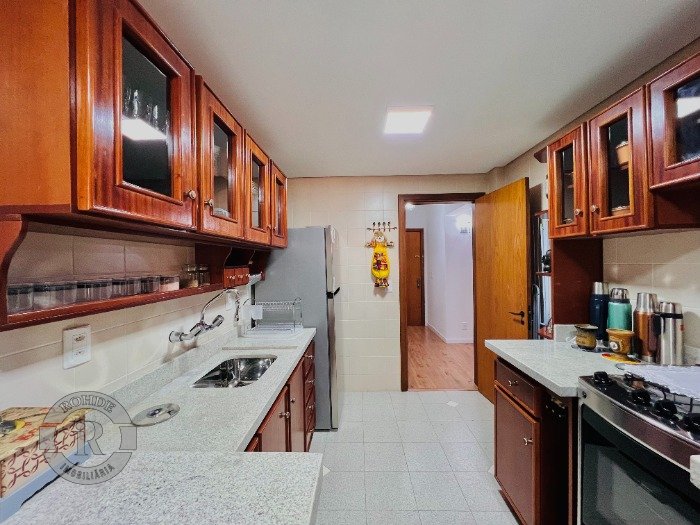 Foto 9 - Apartamento De Dois Dormitórios Em Gramado em Gramado, bairro CENTRO