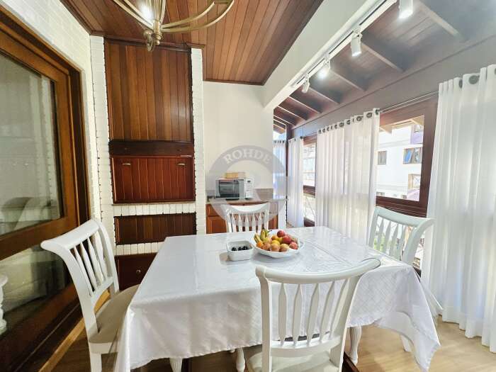 Foto 8 - Apartamento De Dois Dormitórios Em Gramado em Gramado, bairro CENTRO