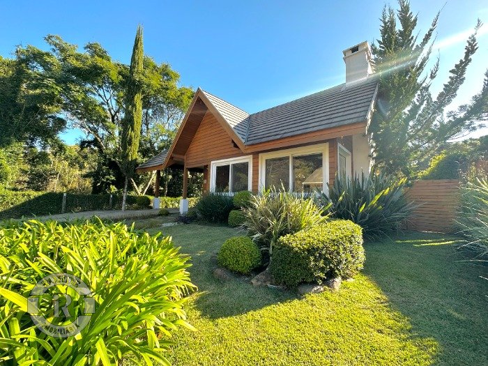 1 - Casa De 3 Dormitórios Em Canela em canelaQuinta da Serra