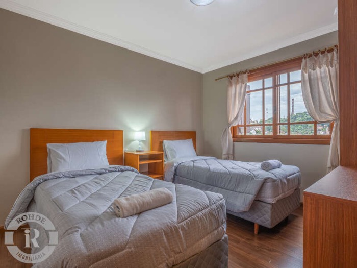 Foto 7 - Apartamento Quatro Dormitórios Gramado em Gramado, bairro CENTRO
