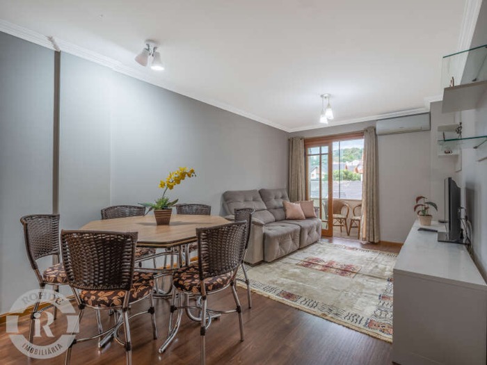 2 - Apartamento Quatro Dormitórios Gramado em gramadoCENTRO