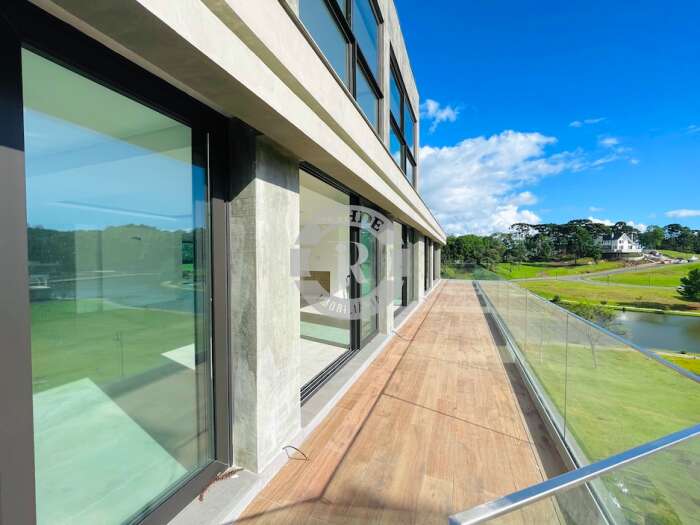 2 - Apartamento De 3 Dormitórios Em Gramado em gramadoLaken