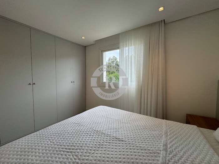 Foto 12 - Apartamento De 2 Dormitórios Em Gramado em Gramado, bairro Colina dos Lagos