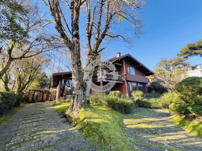 1 - Casa De 5 Dormitórios Em Canela em canelaLaje de Pedra