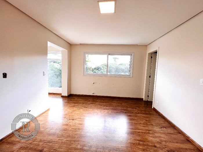 Foto 10 - Casa De 4 Dormitórios Em Canela em Canela, bairro Reserva da Serra
