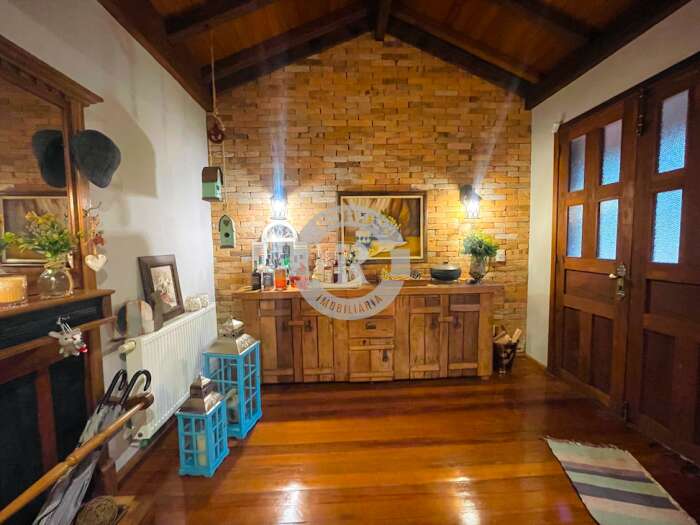 4 - Casa De 3 Dormitórios Em Gramado em gramadoPlanalto
