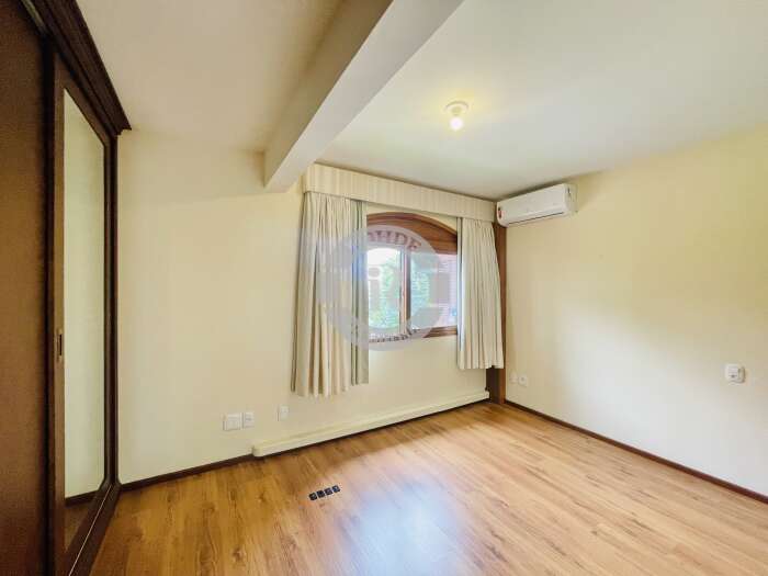 Foto 10 - Apartamento De 4 Dormitórios Em Gramado em Gramado, bairro Bela Vista