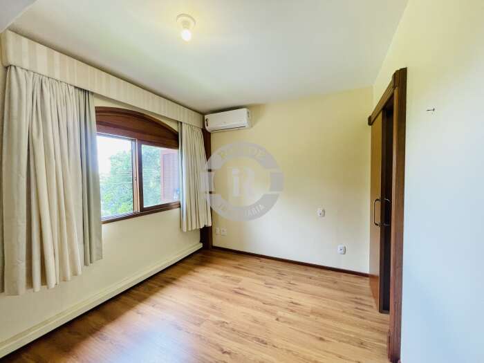 Foto 12 - Apartamento De 4 Dormitórios Em Gramado em Gramado, bairro Bela Vista