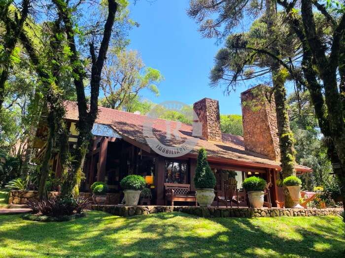 3 - Casa De 5 Dormitórios Em Canela em canelaLaje de Pedra