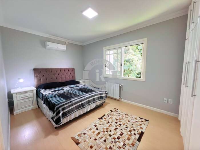 Foto 8 - Apartamento De 4 Dormitórios Em Gramado em Gramado, bairro CENTRO