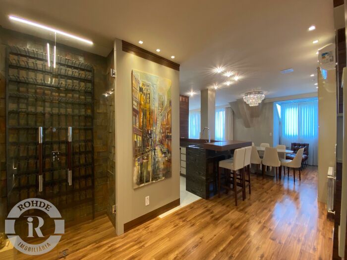 2 - Apartamento De 3 Dormitórios Em Gramado em gramadoCENTRO