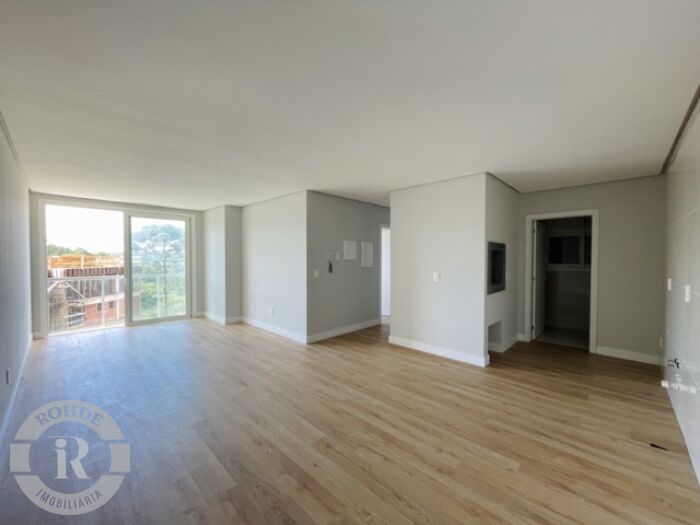 1 - Apartamento De 2 Dormitórios Em Gramado em gramadoAvenida Central