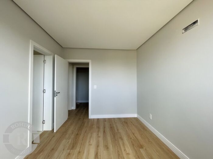 Foto 11 - Apartamento De 2 Dormitórios Em Gramado em Gramado, bairro Avenida Central
