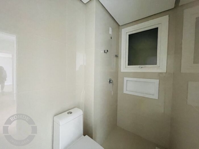 Foto 14 - Apartamento De 2 Dormitórios Em Gramado em Gramado, bairro Avenida Central