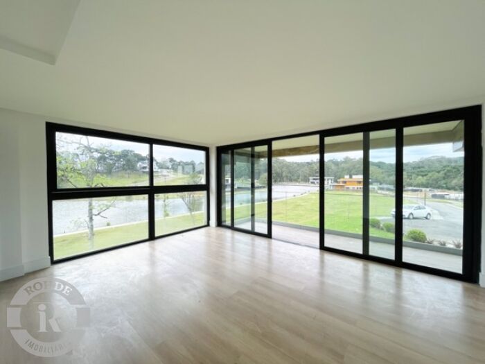 Foto 12 - Apartamento De 3 Dormitórios Em Gramado em Gramado, bairro Laken