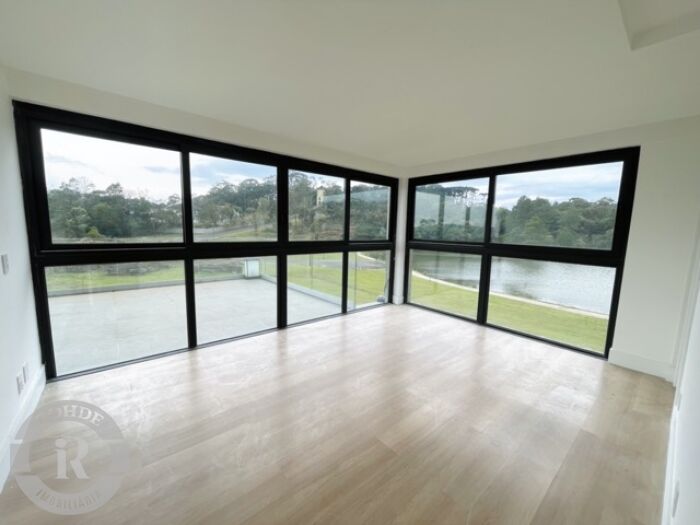 Foto 13 - Apartamento De 3 Dormitórios Em Gramado em Gramado, bairro Laken