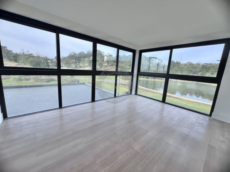 Foto 14 - Apartamento De 3 Dormitórios Em Gramado em Gramado, bairro Laken