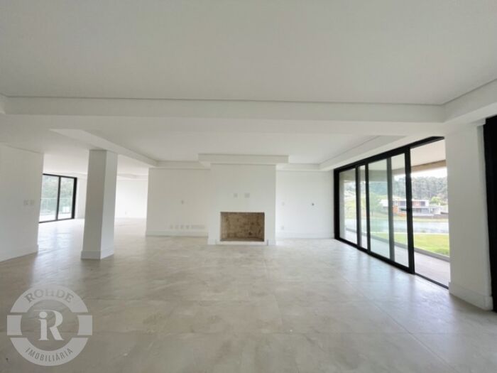 4 - Apartamento De 3 Dormitórios Em Gramado em gramadoLaken