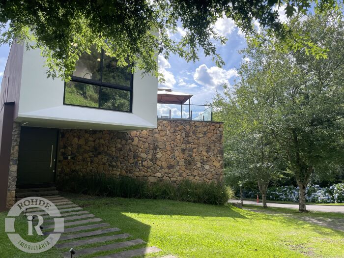 2 - Casa De 4 Dormitórios Em Gramado em gramadoAlphaville