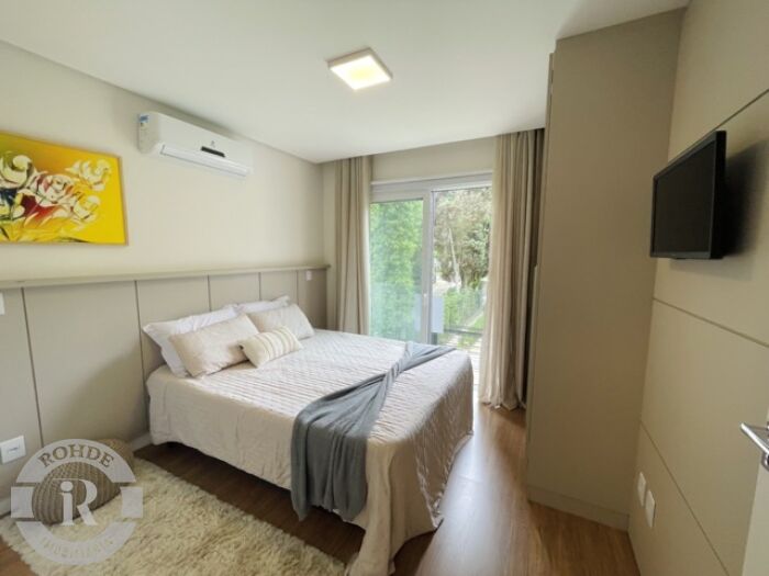 Foto 9 - Apartamento De 2 Dormitórios Em Gramado em Gramado, bairro Bavária