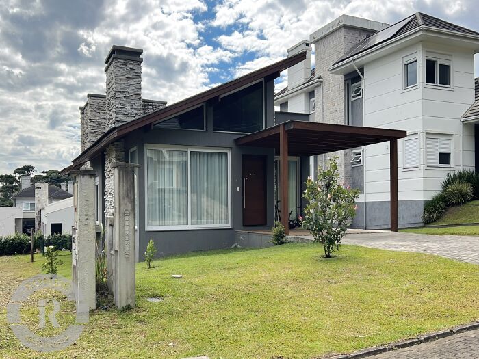 1 - Casa De 3 Dormitórios Em Canela em canelaAltos Pinheiros