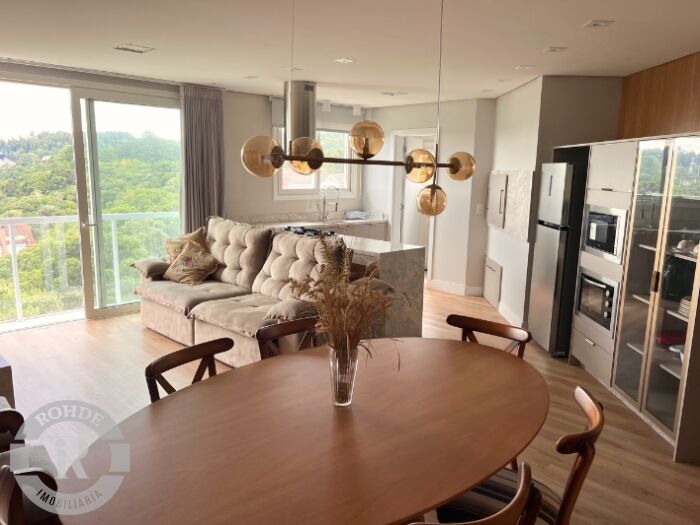 2 - Apartamento De 3 Dormitórios Em Gramado em gramadoAvenida Central