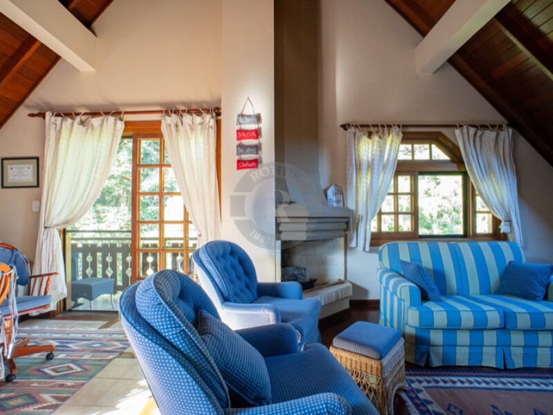 1 - CASA DE 4 DORMITÓRIOS EM GRAMADO em gramadoPlanalto