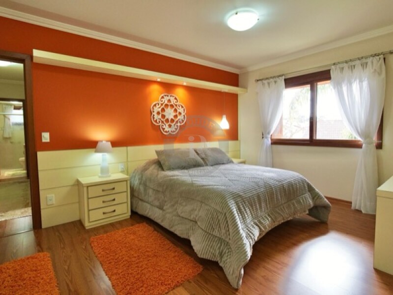 Foto 5 - CASA DE 3 DORMITÓRIOS EM GRAMADO em Gramado, bairro Planalto