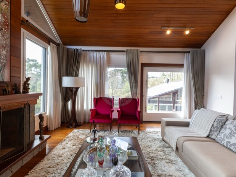 Foto 6 - CASA DE 4 DORMITÓRIOS EM GRAMADO em Gramado, bairro Aspen Mountain