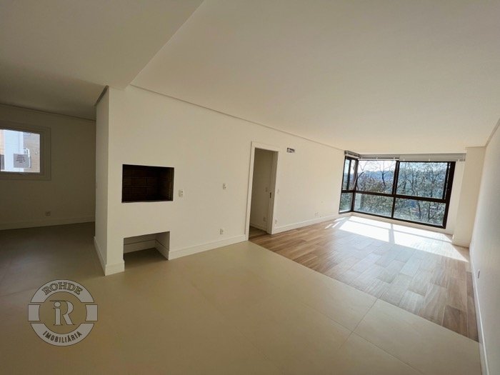 Foto 12 - Apartamento De 3 Dormitórios Em Gramado em Gramado, bairro Bavária