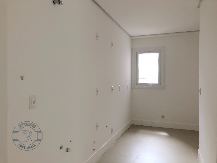 Foto 14 - Apartamento De 3 Dormitórios Em Gramado em Gramado, bairro Bavária